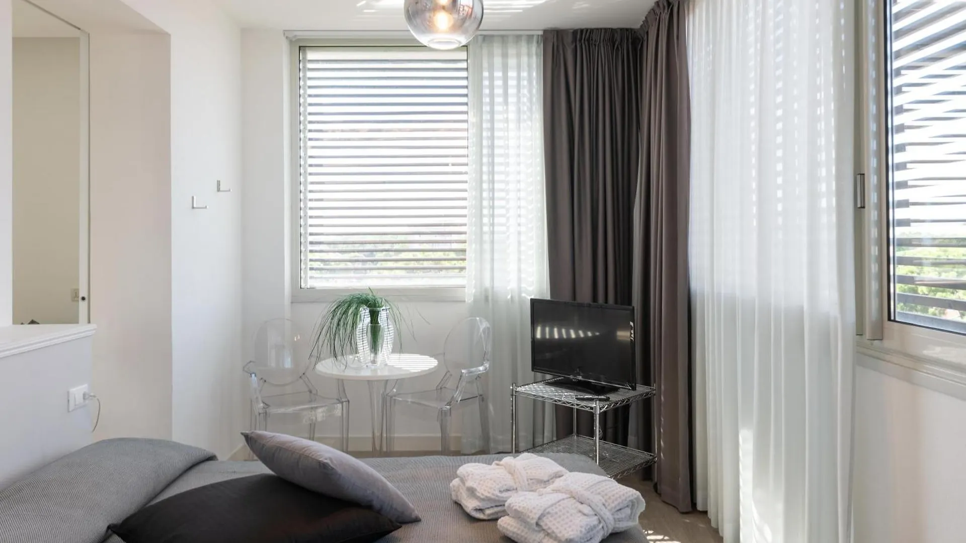 Perla Verde Hotel Морской Милан