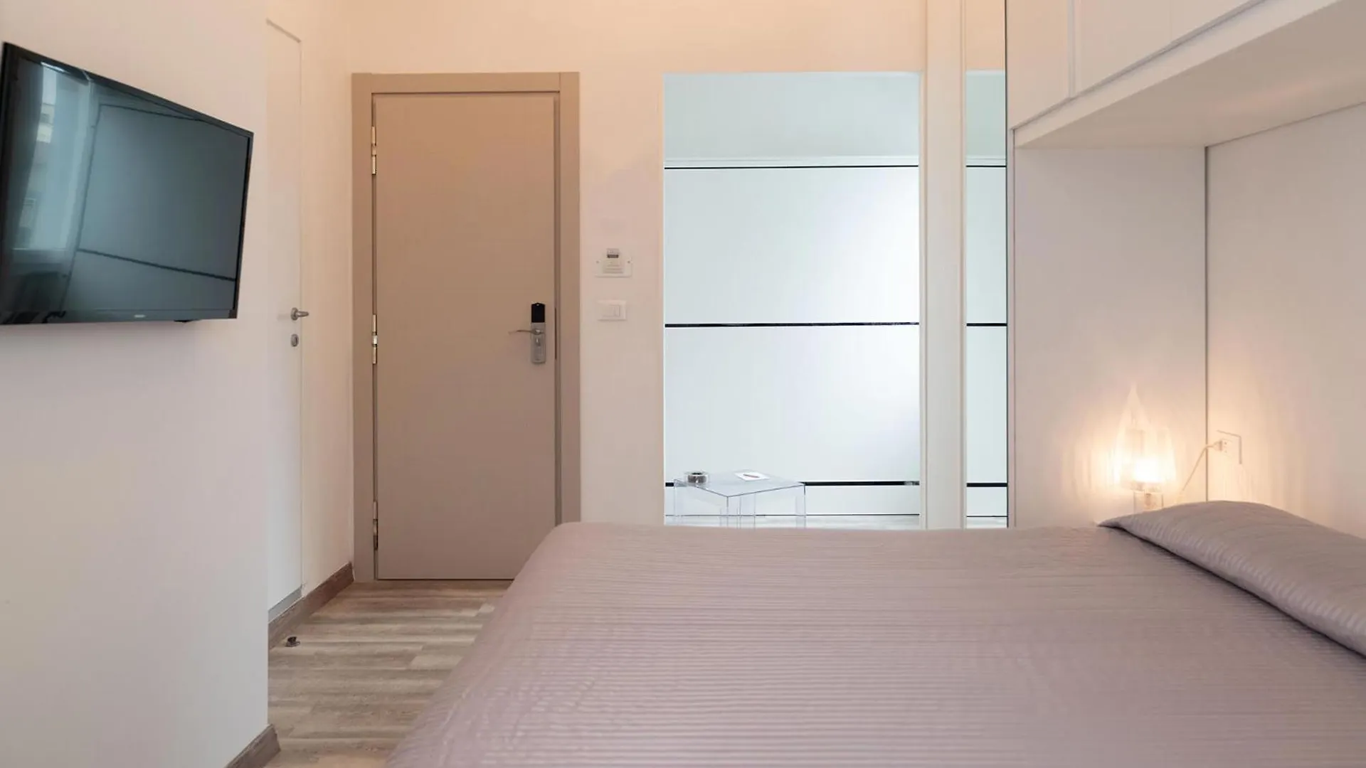 Perla Verde Hotel Морской Милан